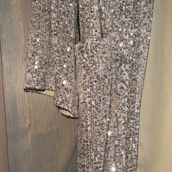 By Together Sparkling Sequin Robe - Picture 2 of 5